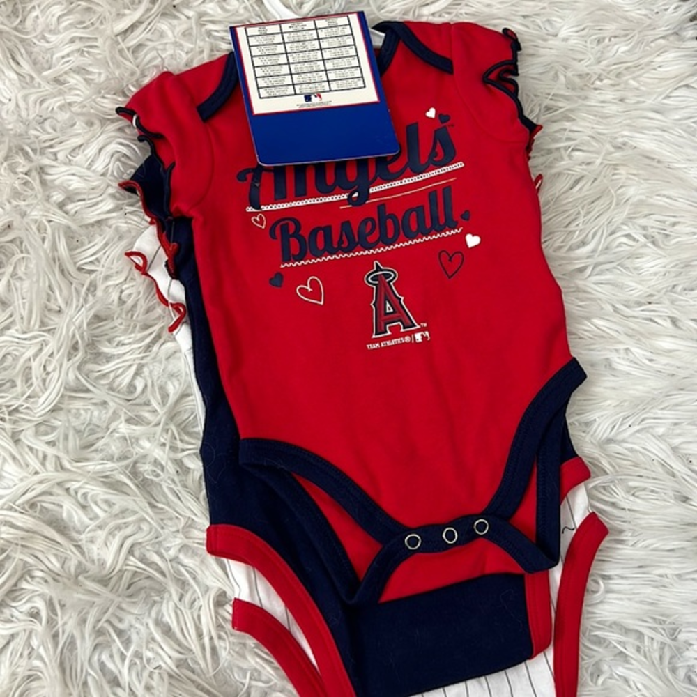 MLB Los‎ Angeles Angels Majestic Baby creeper 3 Piece Set